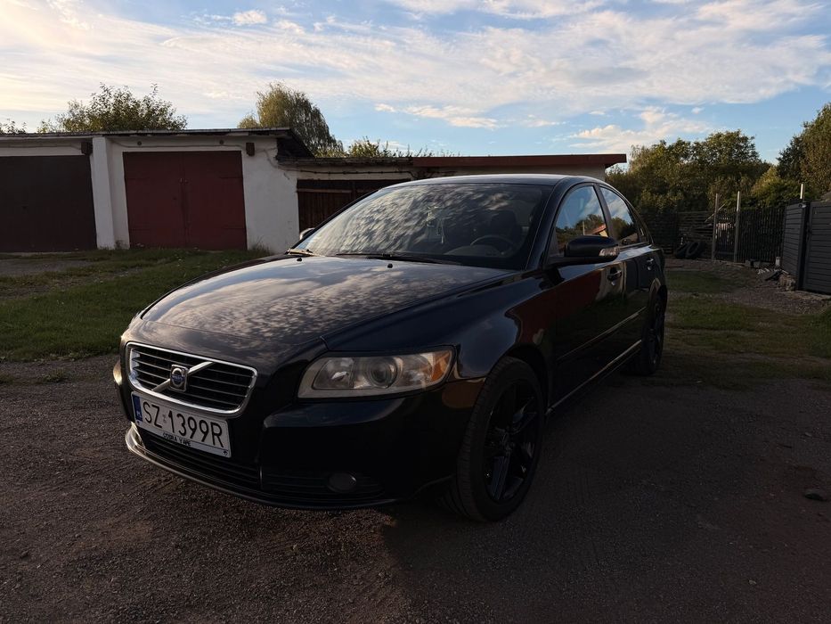 Volvo S40