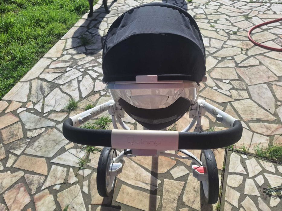Carrinho Quinny e base isofix