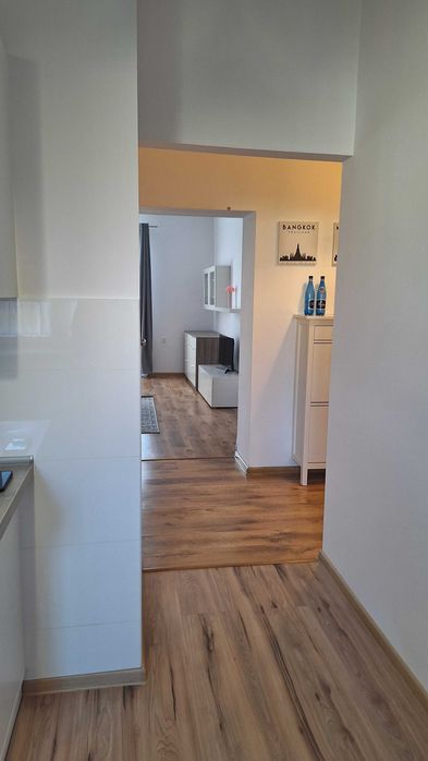 Mieszkanie 50 M2 odświeżone wynajem okazjonalny 1 PIĘTRO