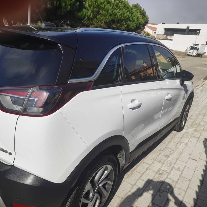 Vendo Opel Crossland X 1.6CDTI INNOV.J17 D DE 120CV.
