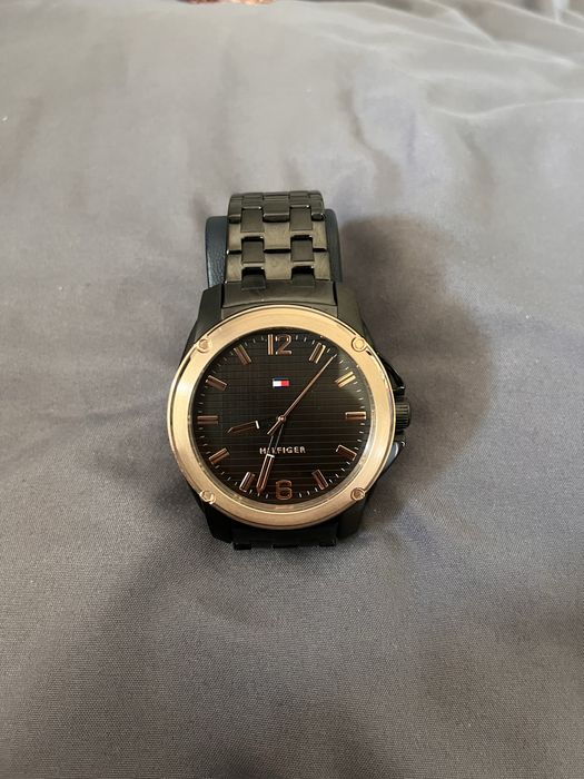 TOMMY  HILFINGER zegarek 44mm