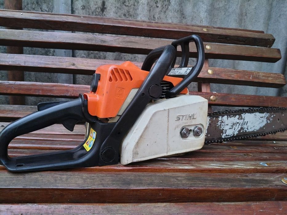 Бензопила STIHL MS 180 в гарному стані