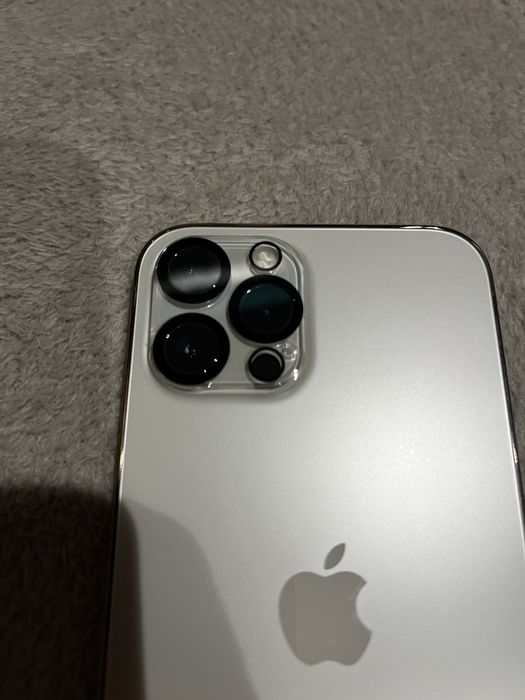 Iphone 12 Pro Max Gold -  bardzo zadbany.