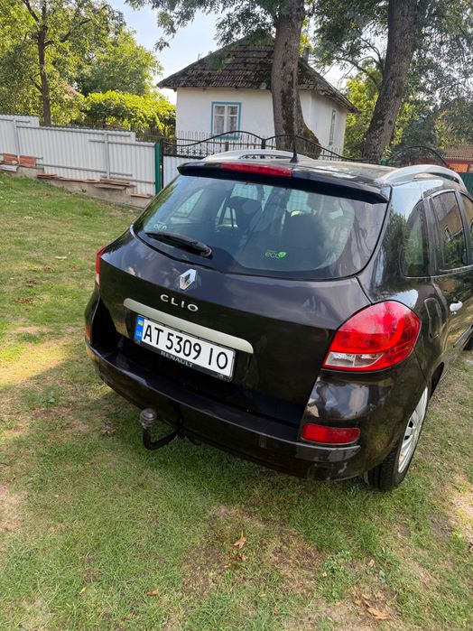 Продаж машини Renault Clio