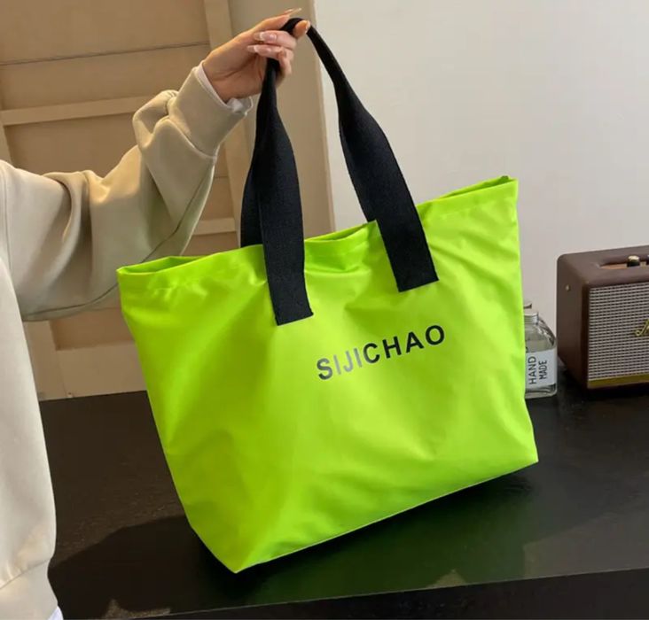 Пляжна сумка на замочку