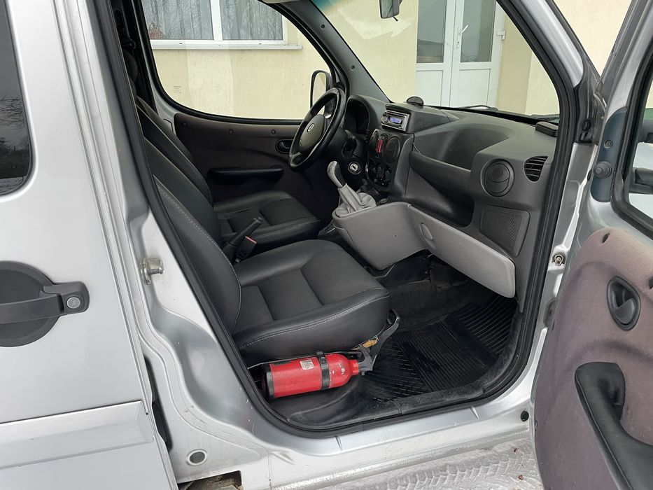 Fiat добло максі база