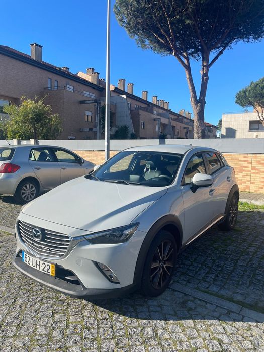 Mazda CX3 branco cinza