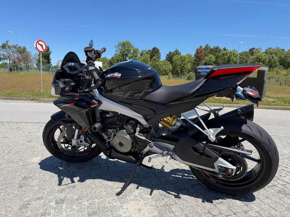 Aprilia Tuono 660 Factory