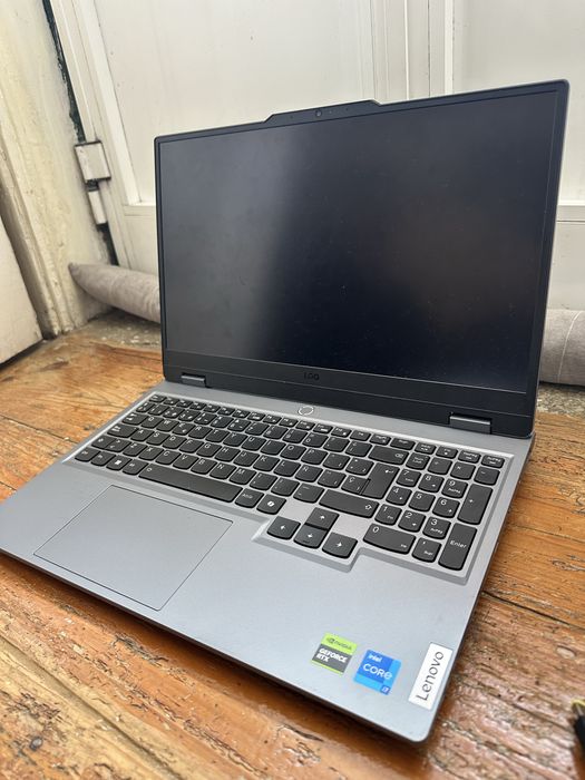 Portátil Lenovo LOQ 15IRX9 Gaming | i7-13650HX | RTX 4050 | 24GB RAM | Win 11 Pro
