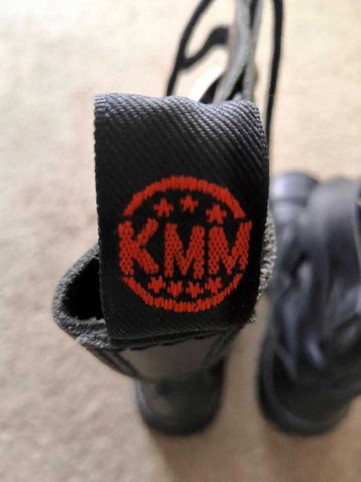 Sprzedam Glany KMM: 5 klamer, roz. 41,9 stan b. dobry