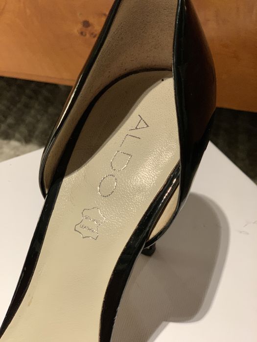 Czarne szpilki Aldo 40 lakierowane obcasy.