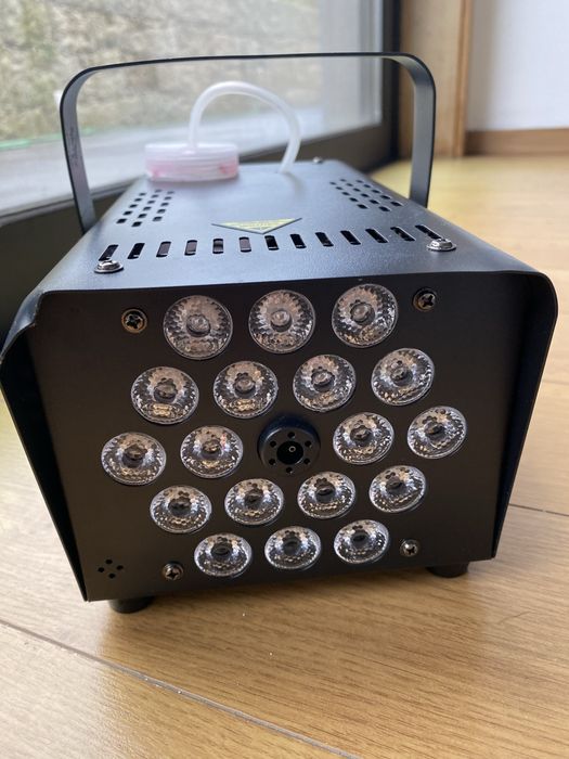 Maquina de fumo como nova  LED 500 W com Liquido Alta Densidade 5L