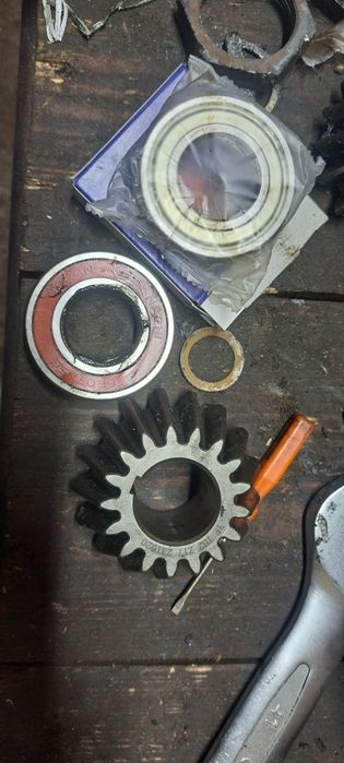 Przetrząsarko-zgrabiarka Mesko Rol