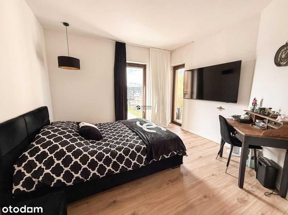 55m2, blisko centrum, miejsce parkingowe w hali,