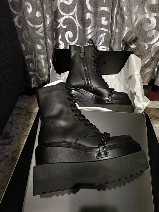 Нові оригінальні ботинки D'amelio footwear 38 розміру