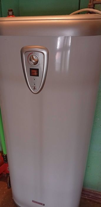 Продам бойлер Б/У