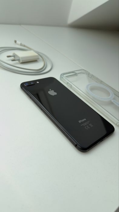 Apple iPhone 8 Plus 64 GB 