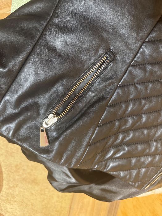 Шкіряна куртка з натуральним хутром