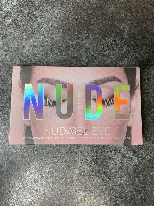 Paleta cieni do powiek Huda Believe Nude