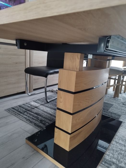 Stół pokojowy ,kuchenny