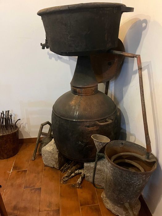 Alambique ou Alquitarra em cobre