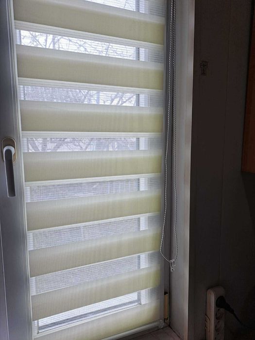 Жалюзі день ніч кремового кольору 50*150см