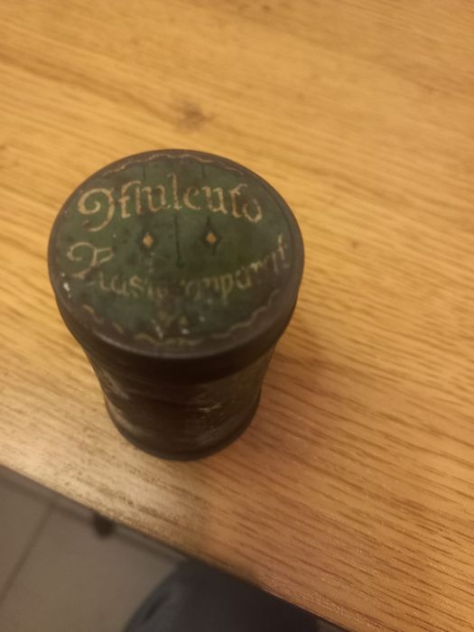 Zabytkowy zestaw do golenia marki Paul Müller z Solingen