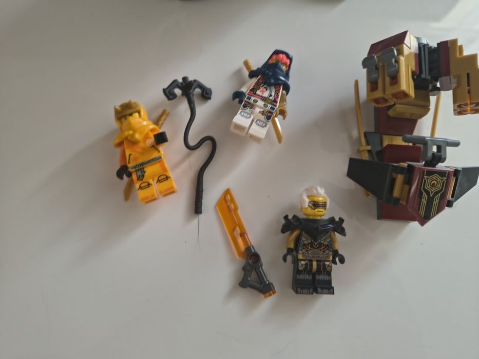 LEGO mech sory motocykl