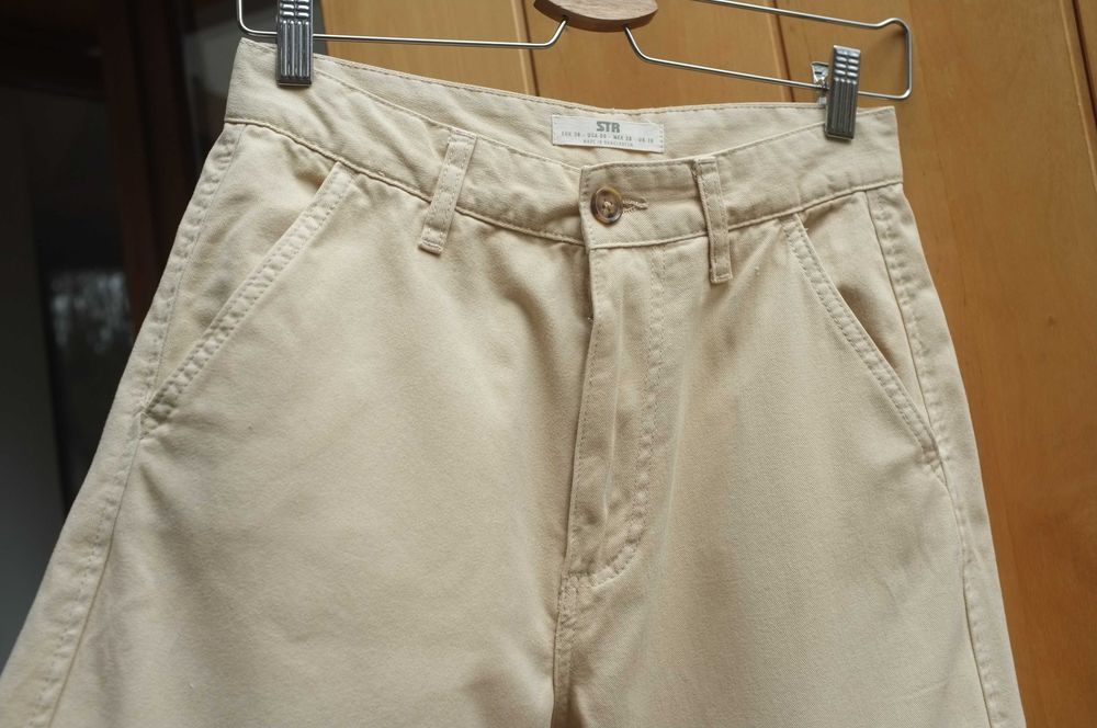 Stradivarius STR spodnie cargo bojówki wysoki stan proste nogawki 36