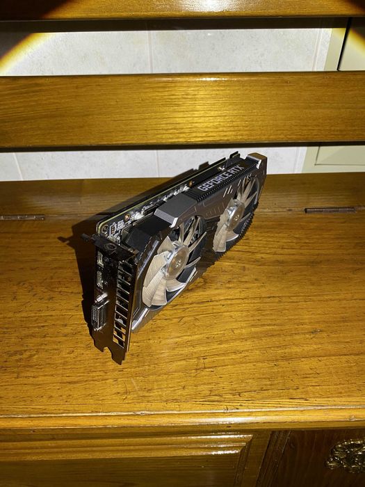 RTX 2060 Super Galax (8gb)