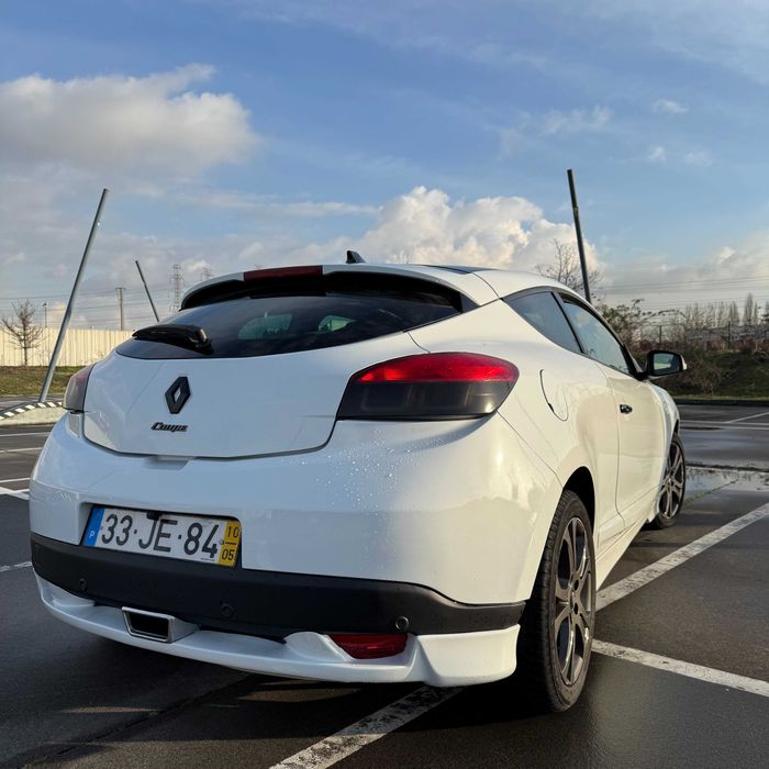Mégane Coupé 1.5 World Series | Embraiagem + Bimassa Novas  | Carplay