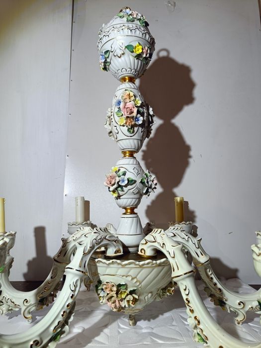 Luksusowy Żyrandol Capodimonte 6cio ramienny - Wloska porcelana 67cm