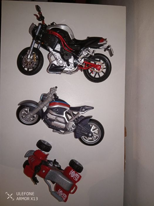 3 Motas Brinquedos