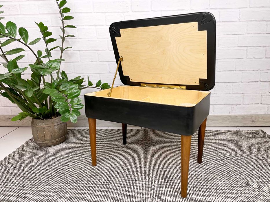 Duńska pufa ze schowkiem lata 60., czarny vinyl (mid century, prl)