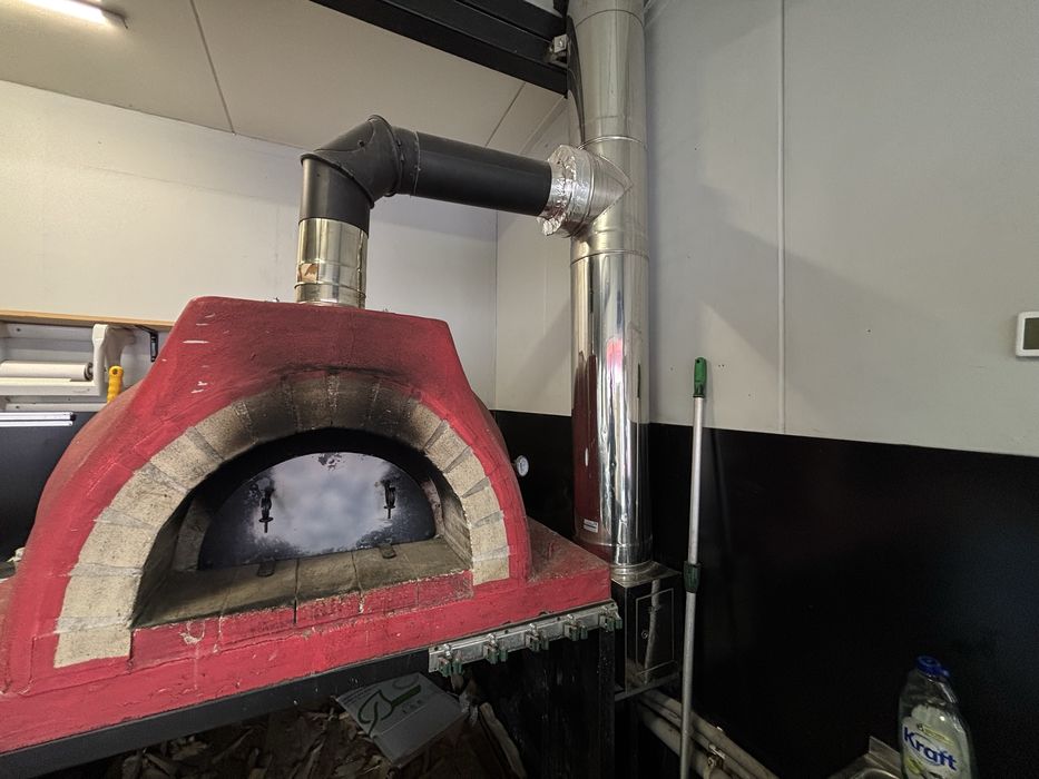 Piec Lorenz do pizzy neapolitańskiej – płyta biscotto + komin