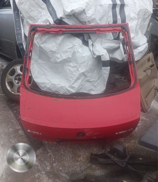 Продам заднюю ляду Skoda Octavia A7