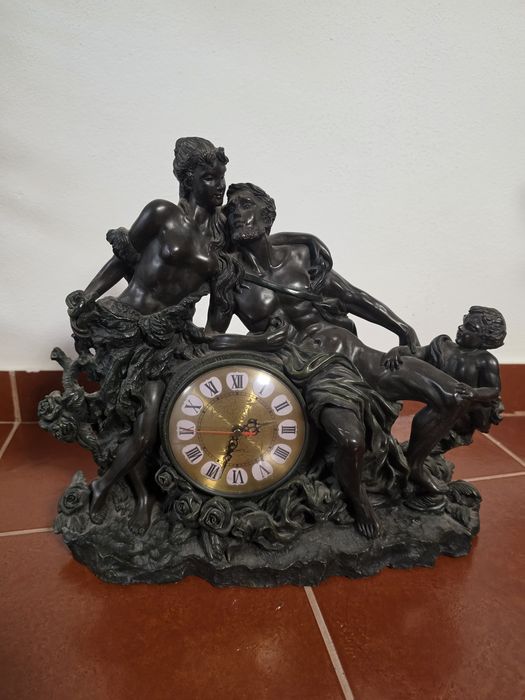 Relógio de Móvel
