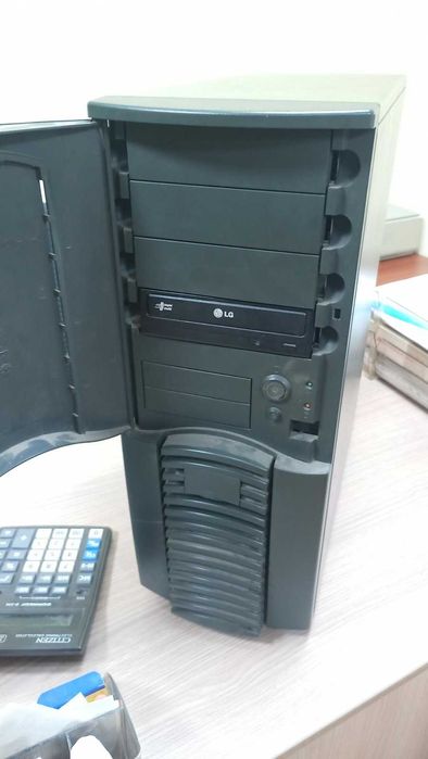 Корпус Chieftec Dragon Midi-Tower + блок питания