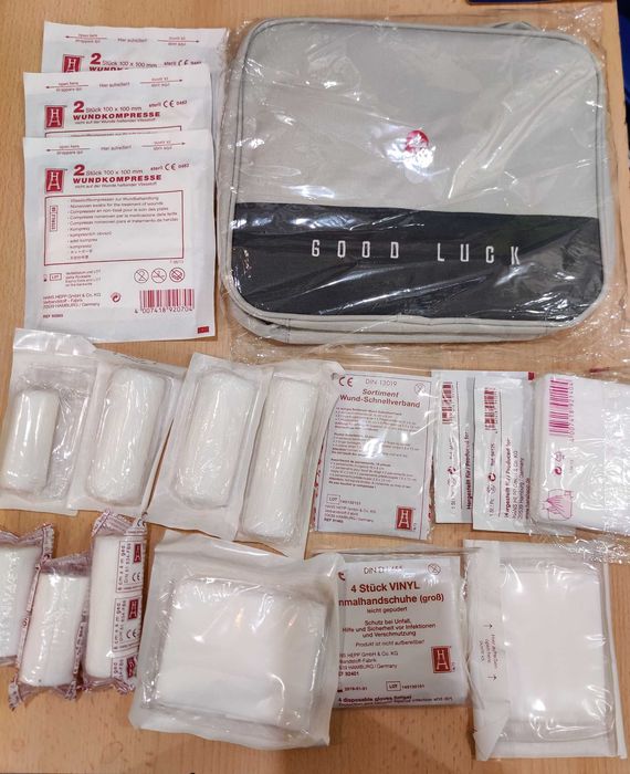 Аптечка автомобільна, похідна, для дому