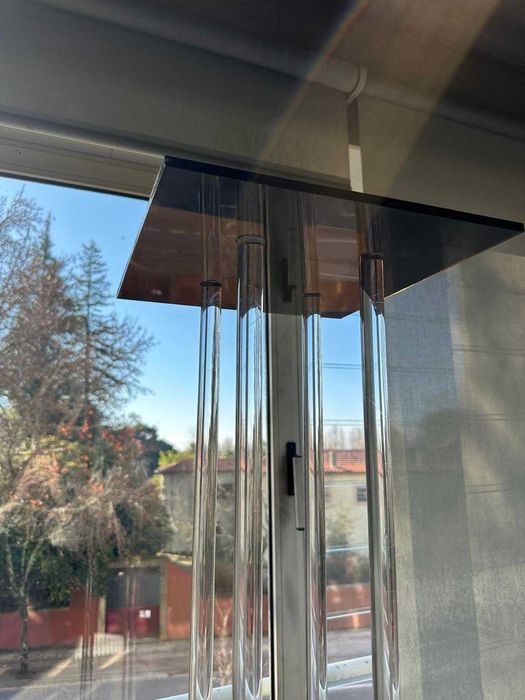 Expositores / Colunas em acrílico