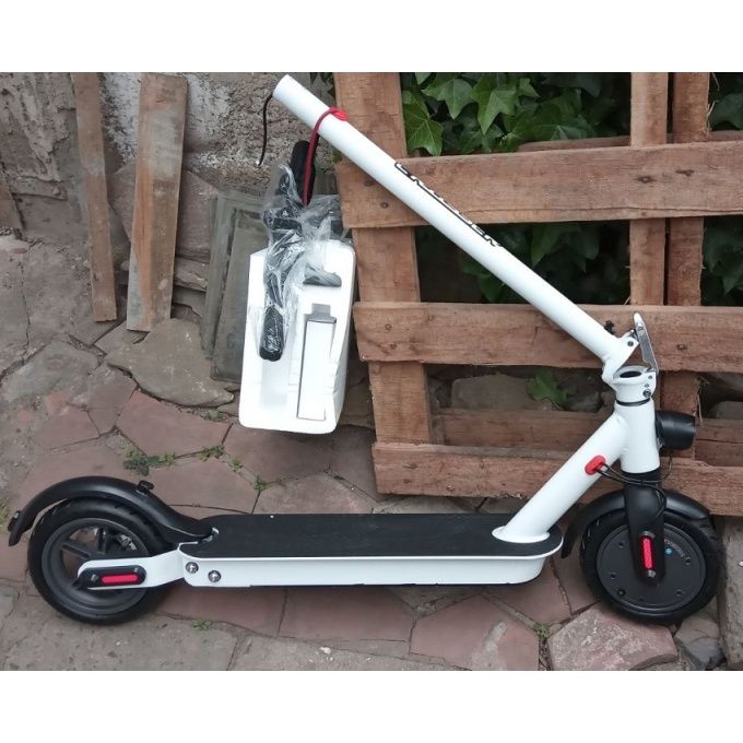 Електросамокат Crosser E9 White 10" 15Ah 600W Білий