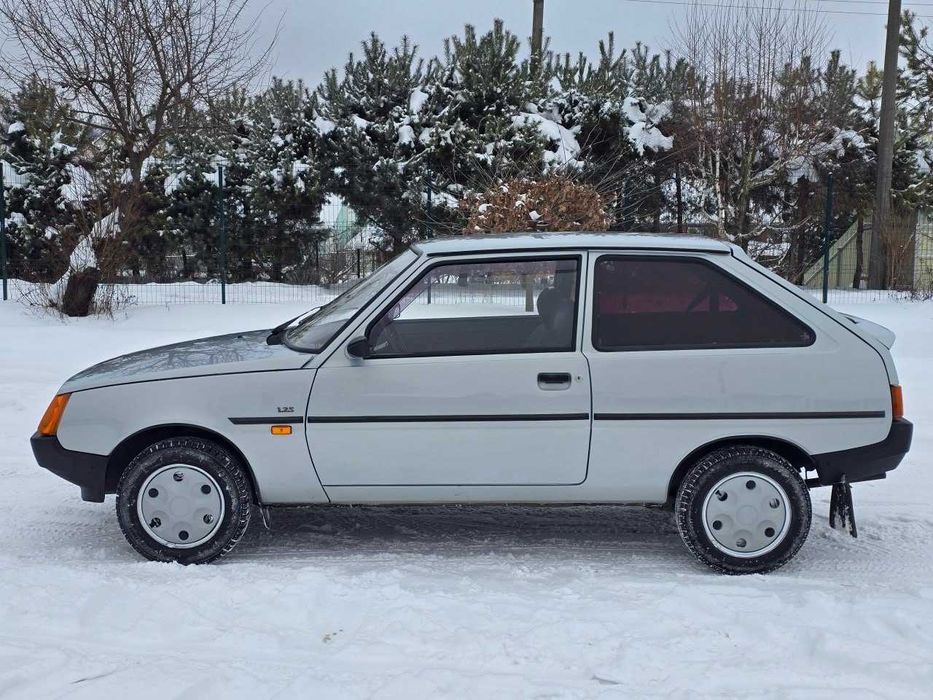 Продам  ЗАЗ 1102 Таврія-Нова 2004. Можна в розстрочку, під викуп.