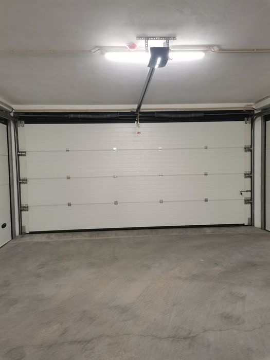 Avenida Santos Graça alugo garagem