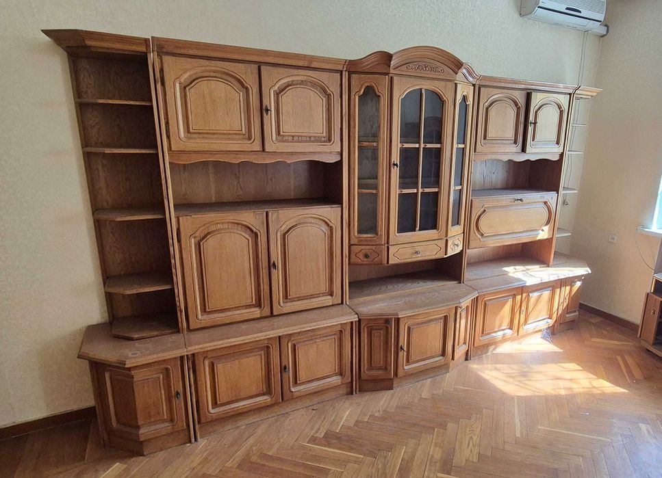 Стенка в гостиную б/у