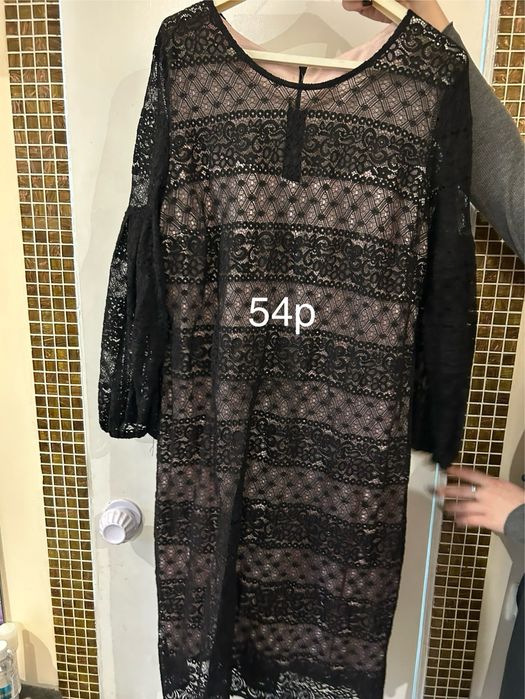 Продам платья разных размеров любое 600грн