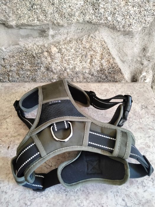 Arnês reforçado marca Bobby