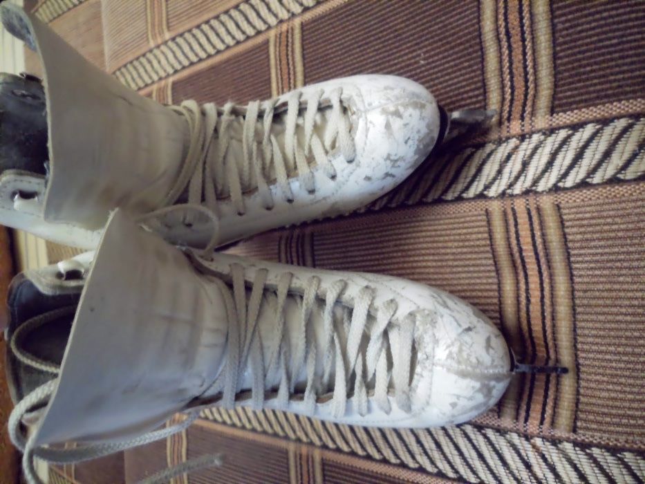 Фигурные коньки GRAF Richmond для профессионалов(Белые)