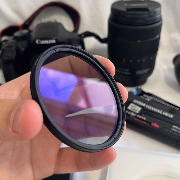 Canon Rebel T6 (EOS 1300D) + Lente 18-135mm Nano USM + Acessórios