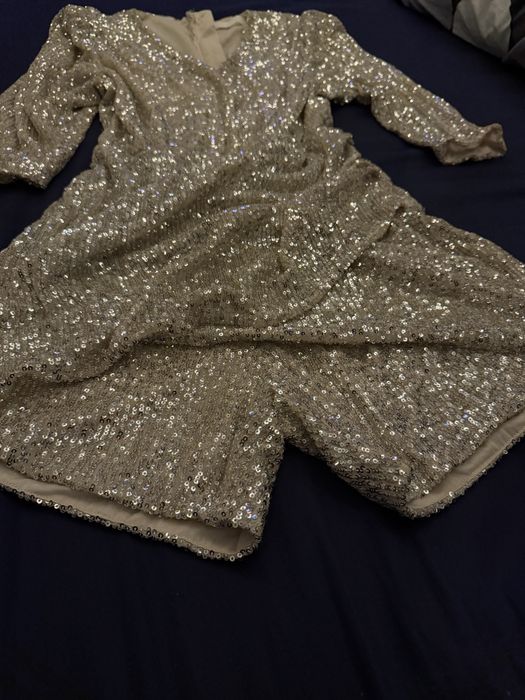 Комбез в пайетку зі спідницею на запах