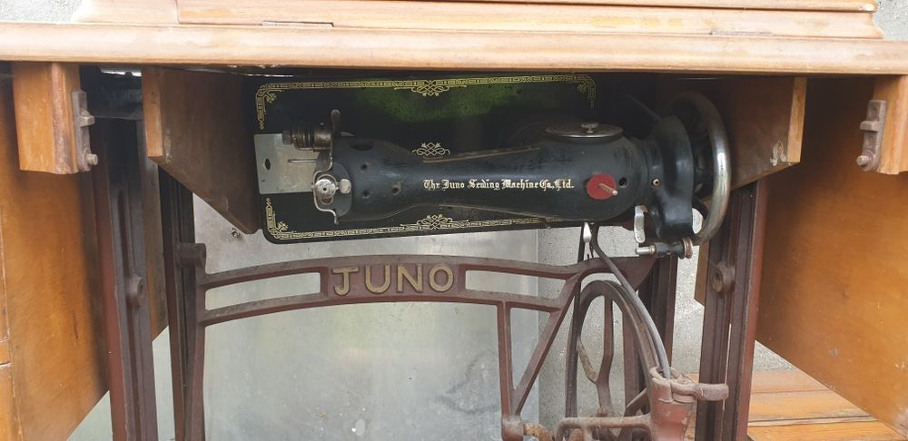 Máquina de custura antiga